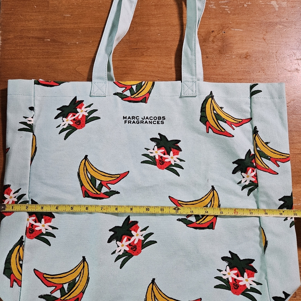 Marc Jacob's fragrance tote